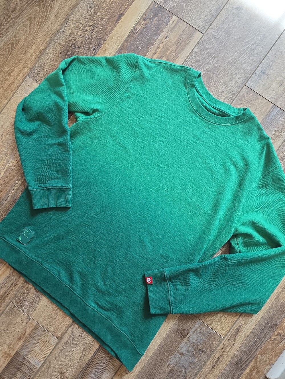 Chick-fil-A - Sweet & Spicy Sriracha Ombre Sweatshirt - XL - Green Ombre